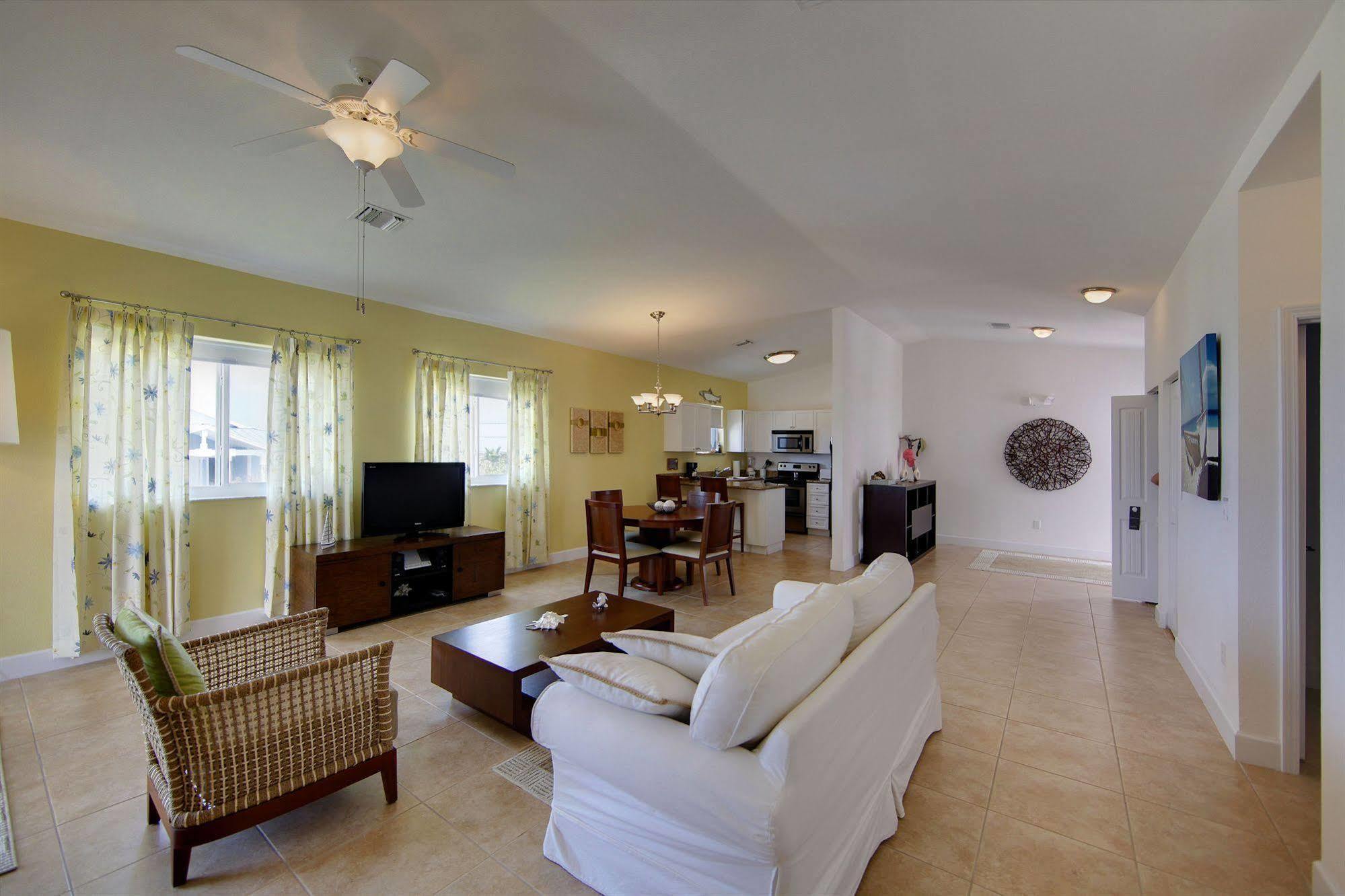 Resorts World Bimini Bayley Town Kültér fotó